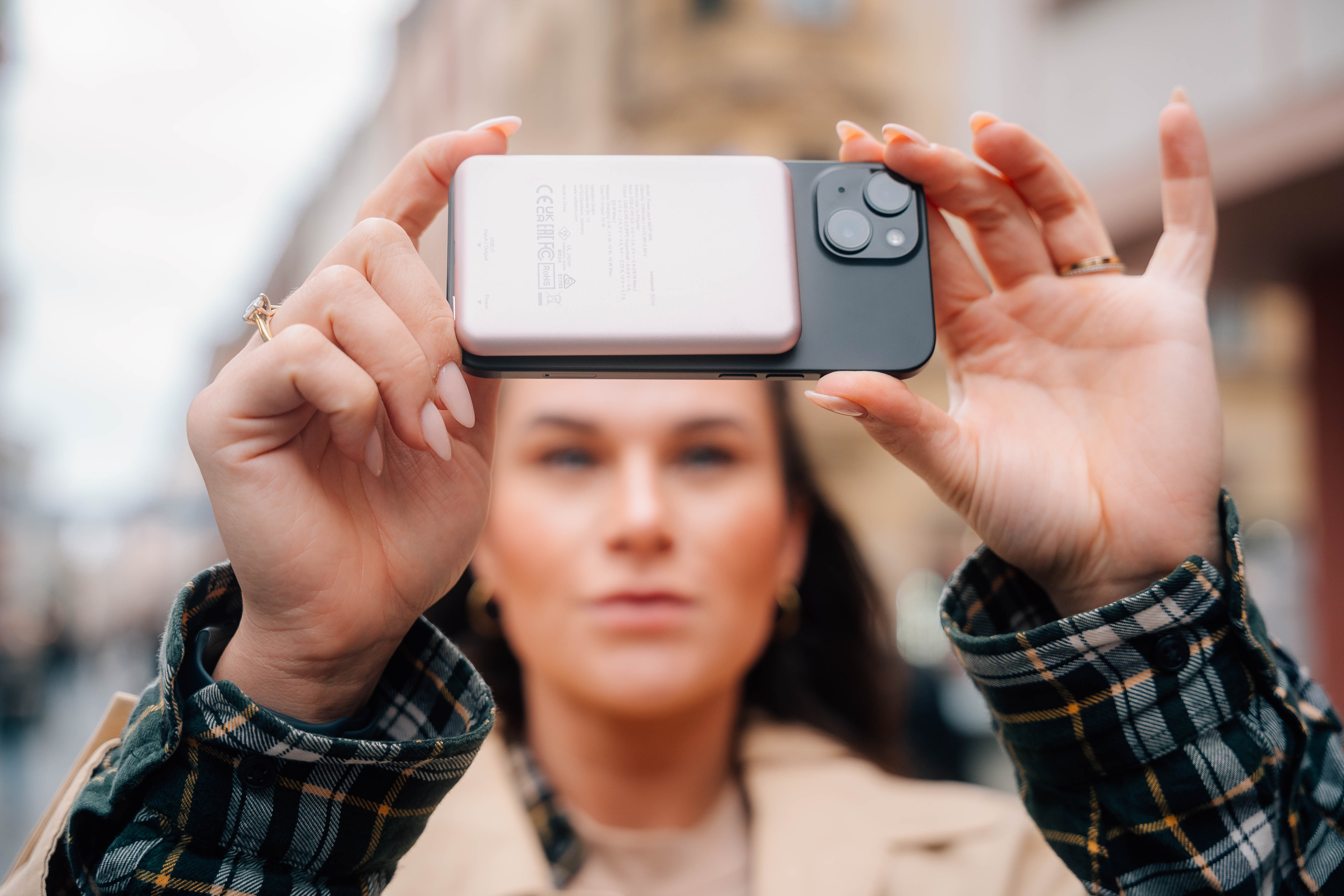 Charge 'n' Go Magnetic Wireless Power Bank 10000mAh Rosa